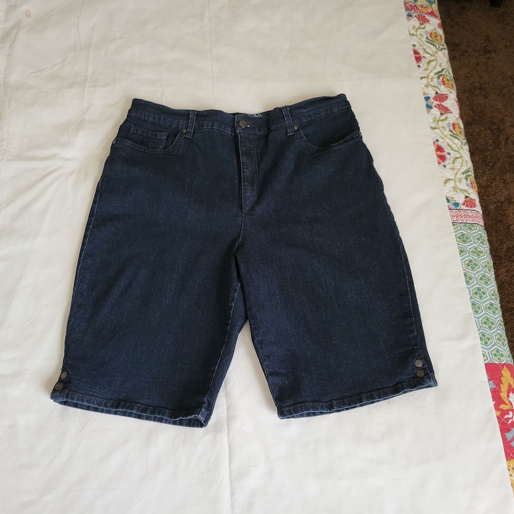 Gloria Vanderbilt Blue Jean Bermuda Shorts